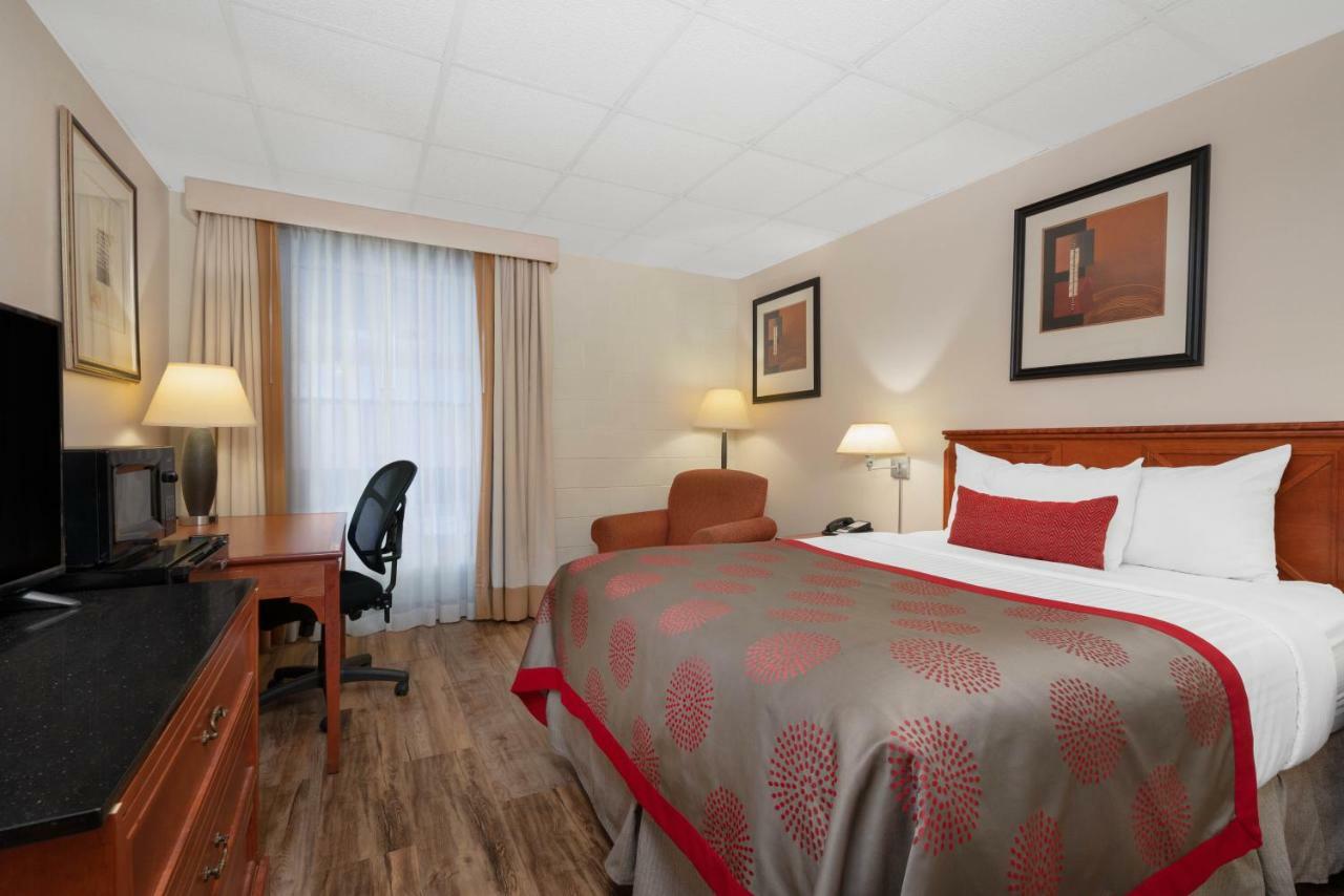 Ramada By Wyndham Albert Lea Extérieur photo